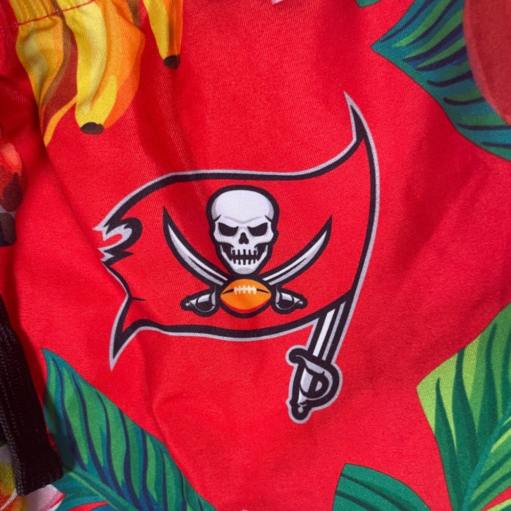 NFL Tampa Bay Buccaneers Mens Tropical Flamingo Swim Trunks Red Large Floral - Picture 3 of 10